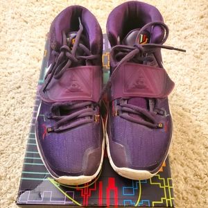 Nike Kyrie 6 Sneakers (Size 11)